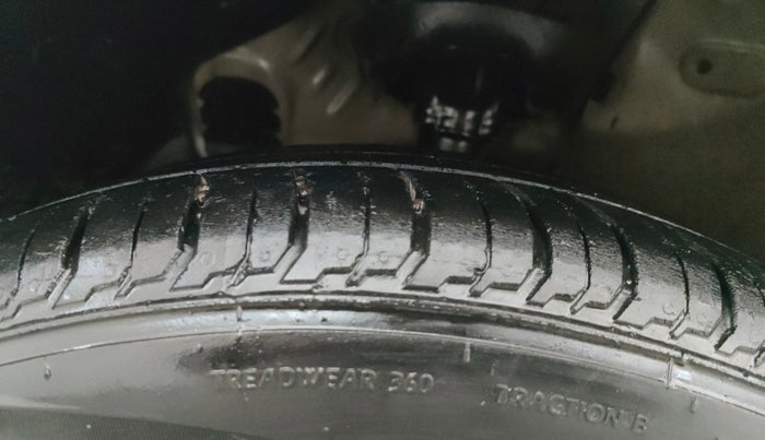 2020 Hyundai NEW I20 SPORTZ 1.0T GDI IMT, Petrol, Manual, 50,779 km, Left Front Tyre Tread