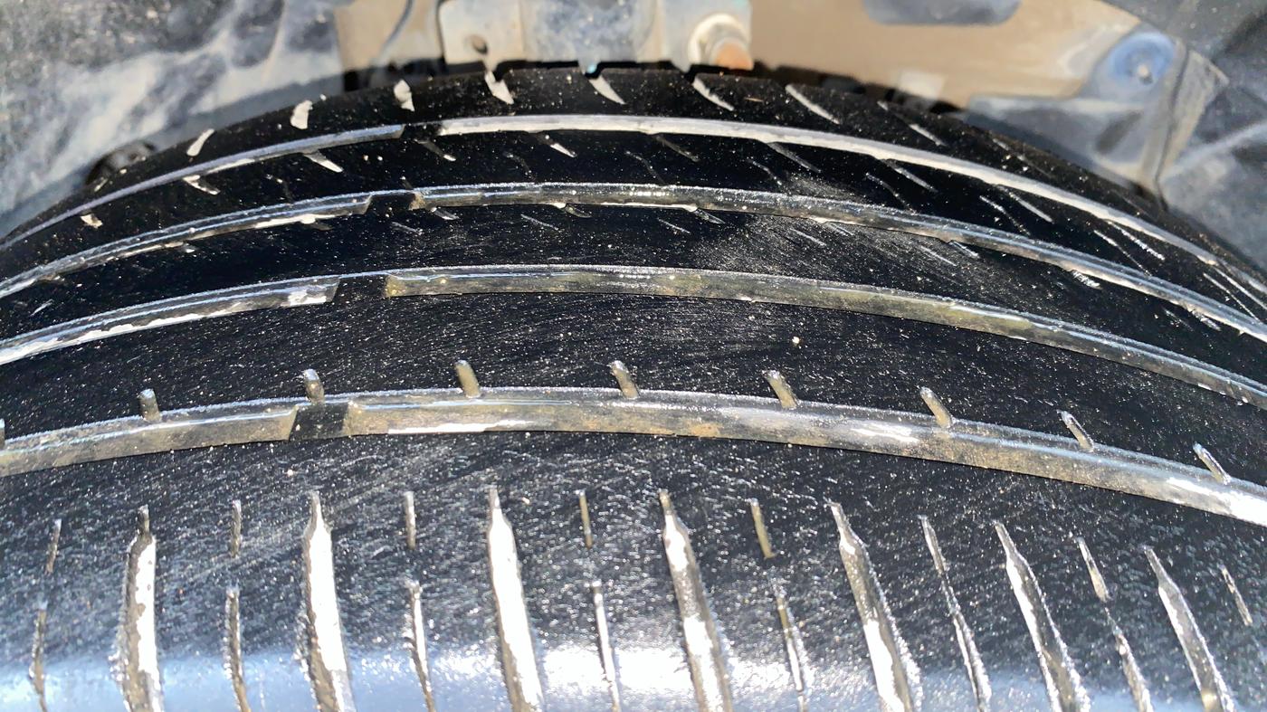 2013 Renault Duster RXL PETROL, Petrol, Manual, 59,188 km, Right Front Tyre Tread