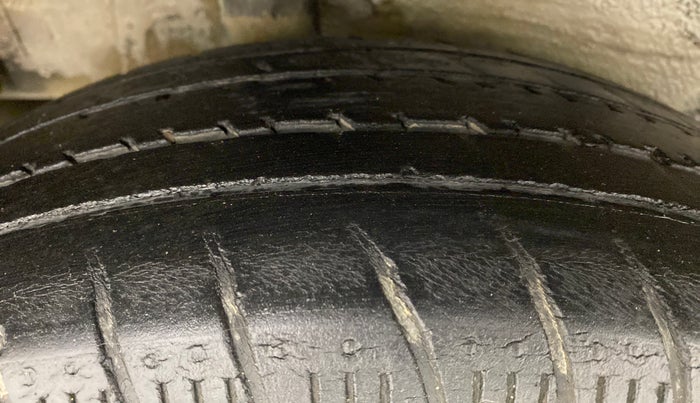 2015 Maruti Celerio ZXI AMT, Petrol, Automatic, 53,445 km, Right Rear Tyre Tread