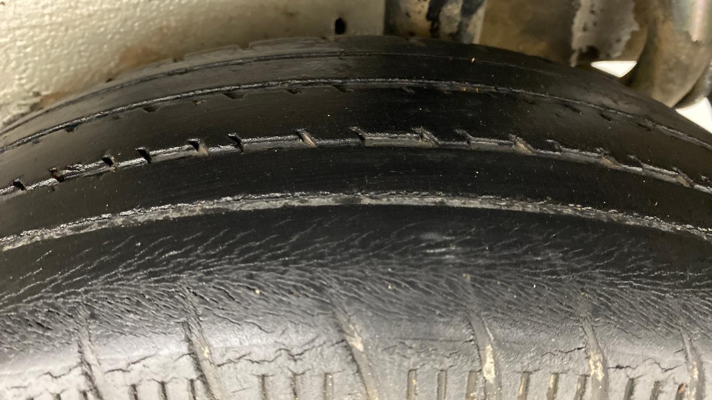 2015 Maruti Celerio ZXI AMT, Petrol, Automatic, 53,445 km, Left Rear Tyre Tread