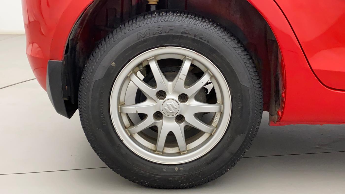 2016 Maruti Swift VXI, Petrol, Manual, 42,808 km, Right Rear Wheel