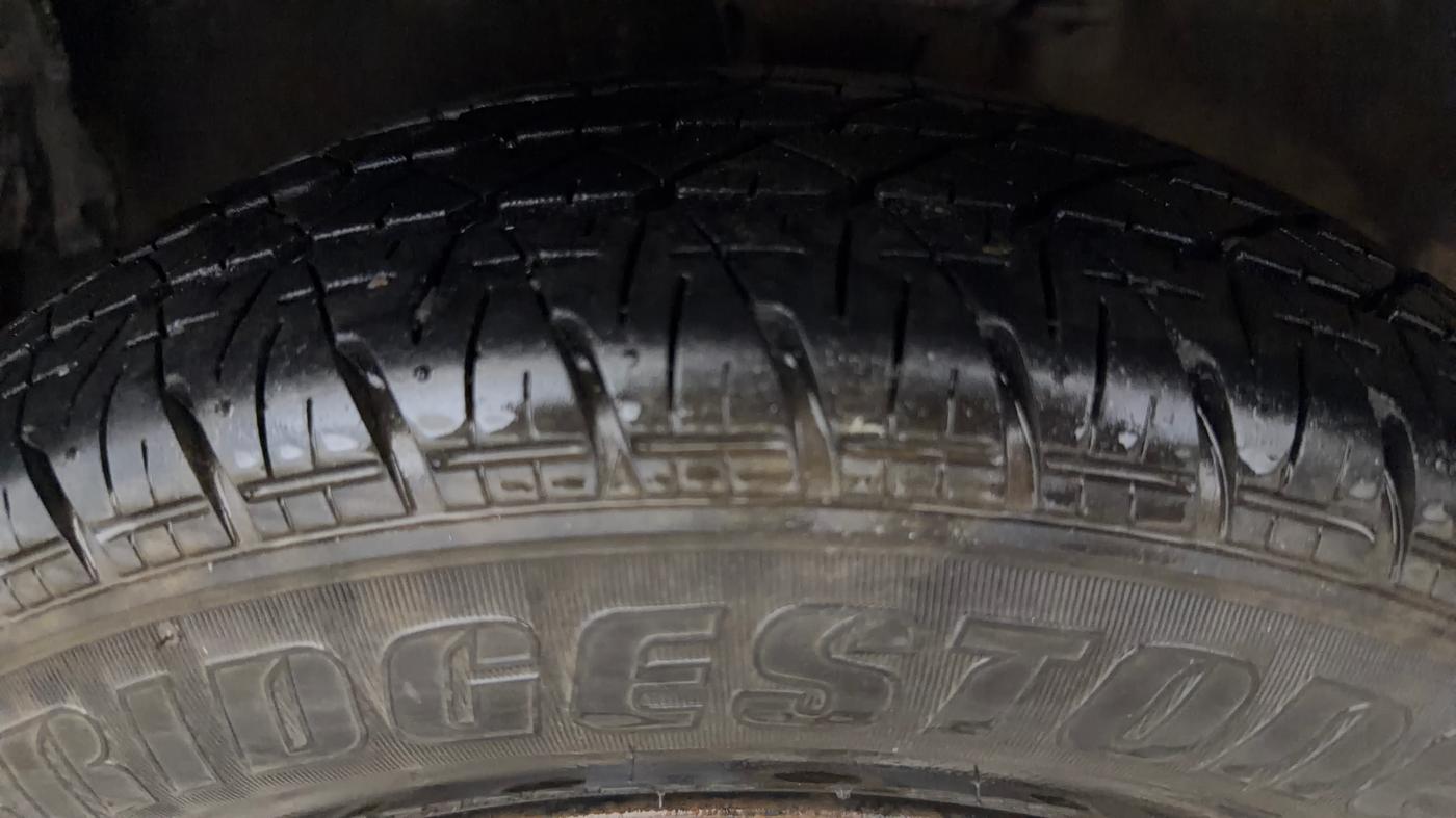 2019 Maruti Alto 800 LXI, Petrol, Manual, 52,531 km, Left Front Tyre Tread