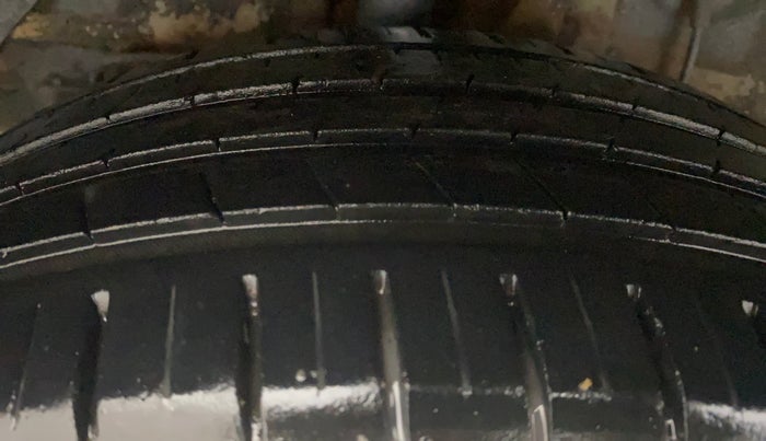 2018 Hyundai Elite i20 ASTA 1.2 (O), Petrol, Manual, 95,768 km, Right Rear Tyre Tread