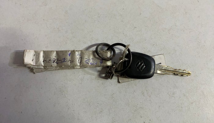 2017 Maruti Wagon R 1.0 LXI CNG, CNG, Manual, 71,489 km, Key Close Up