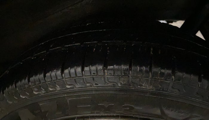 2017 Maruti Wagon R 1.0 LXI CNG, CNG, Manual, 71,489 km, Left Rear Tyre Tread