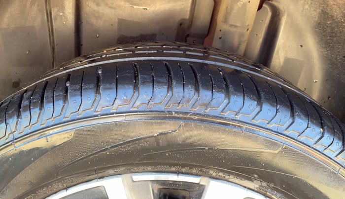 2022 Skoda SLAVIA STYLE 1.0L TSI AT, Petrol, Automatic, 20,469 km, Left Rear Tyre Tread