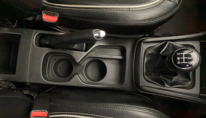 2021 Maruti Vitara Brezza ZXI, Petrol, Manual, 36,443 km, Gear Lever