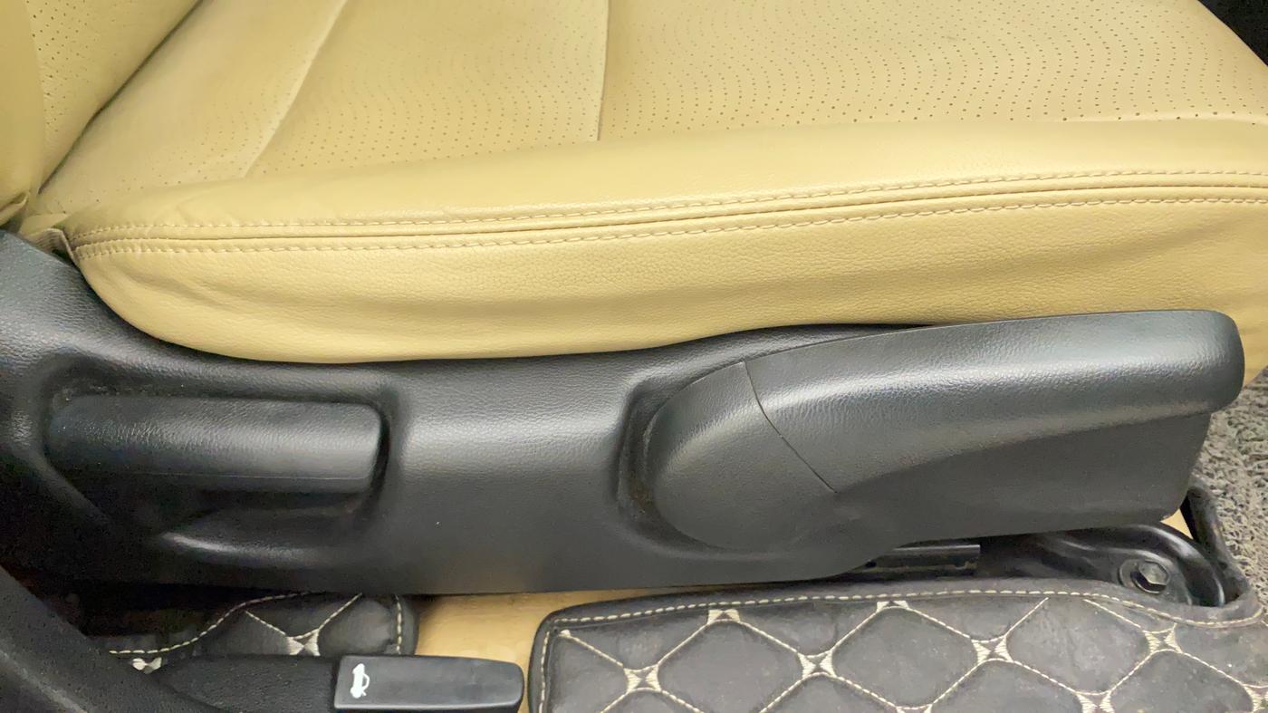 2019 Honda City 1.5L I-VTEC ZX CVT, Petrol, Automatic, 55,529 km, Driver Side Adjustment Panel