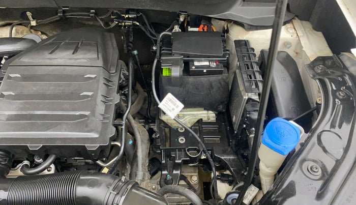 2022 Volkswagen TAIGUN HIGHLINE 1.0 TSI AT, Petrol, Automatic, 45,904 km, Engine View - Left