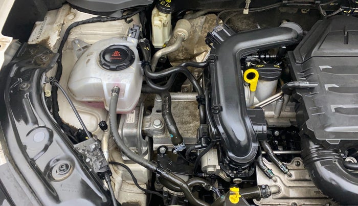 2022 Volkswagen TAIGUN HIGHLINE 1.0 TSI AT, Petrol, Automatic, 45,904 km, Engine View - Right