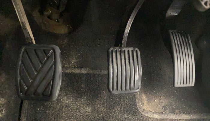 2022 Hyundai AURA S 1.2 CNG, CNG, Manual, 64,107 km, Pedals