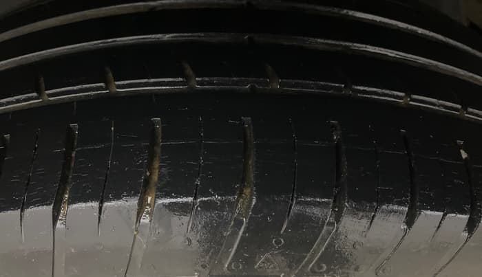 2020 Renault Duster RXZ 1.5 PETROL MT, Petrol, Manual, 60,186 km, Right Rear Tyre Tread