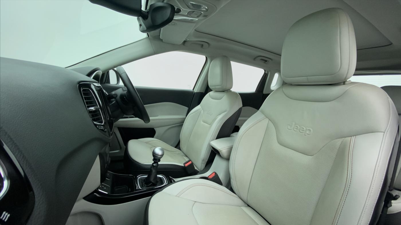 2018 Jeep Compass 2.0 LIMITED PLUS, Diesel, Manual, 61,083 km, Right Side Front Door Cabin