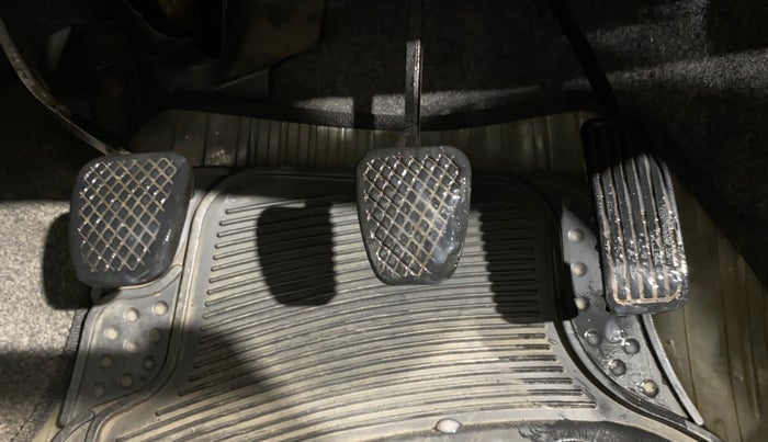 2014 Honda Amaze 1.2L I-VTEC E, Petrol, Manual, 86,135 km, Pedals