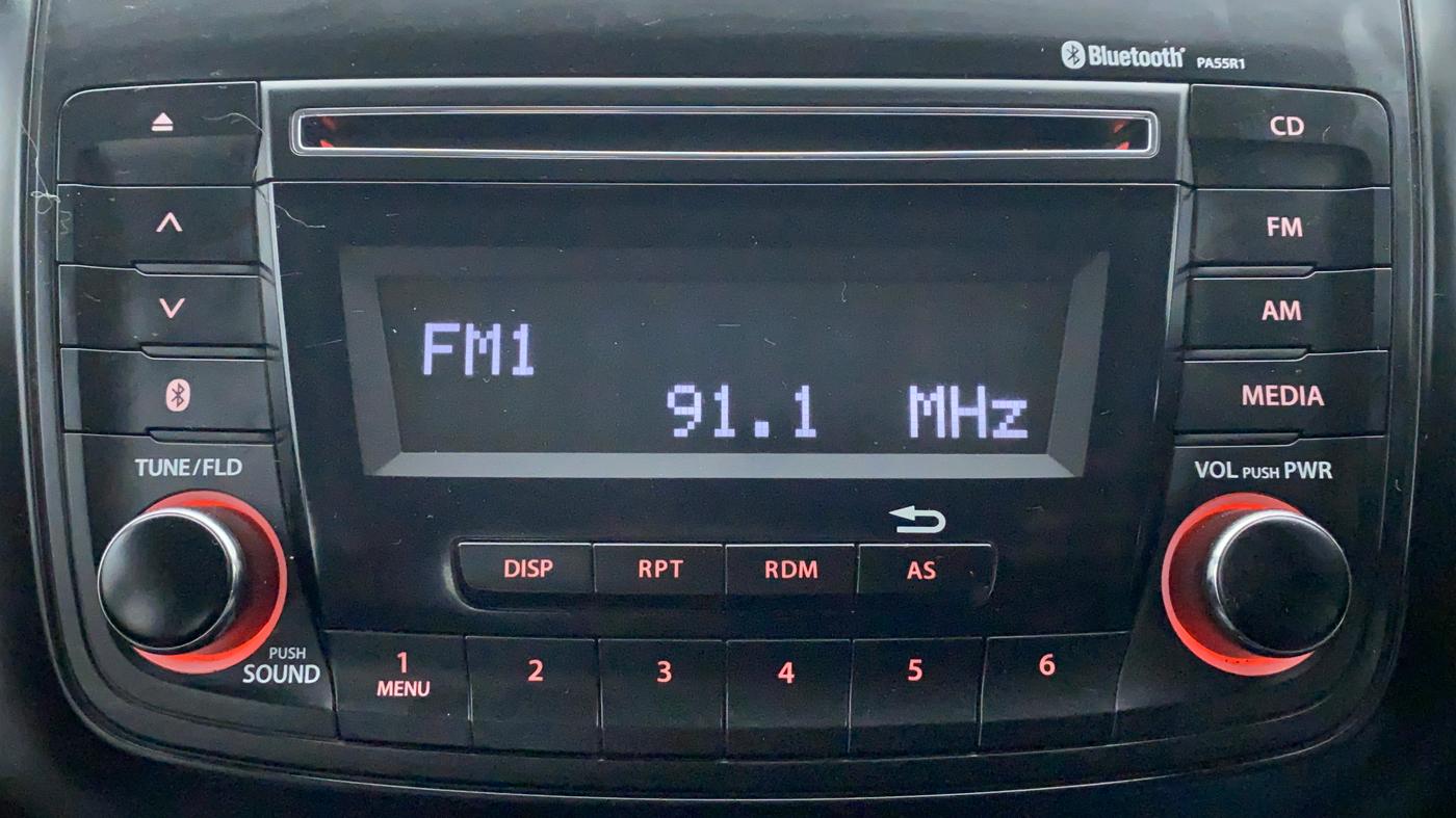 2019 Maruti Swift VXI D, Petrol, Manual, 10,056 km, Infotainment System