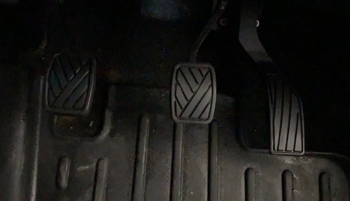 2023 Maruti BREZZA ZXI SMART HYBRID , Petrol, Manual, 59,305 km, Pedals