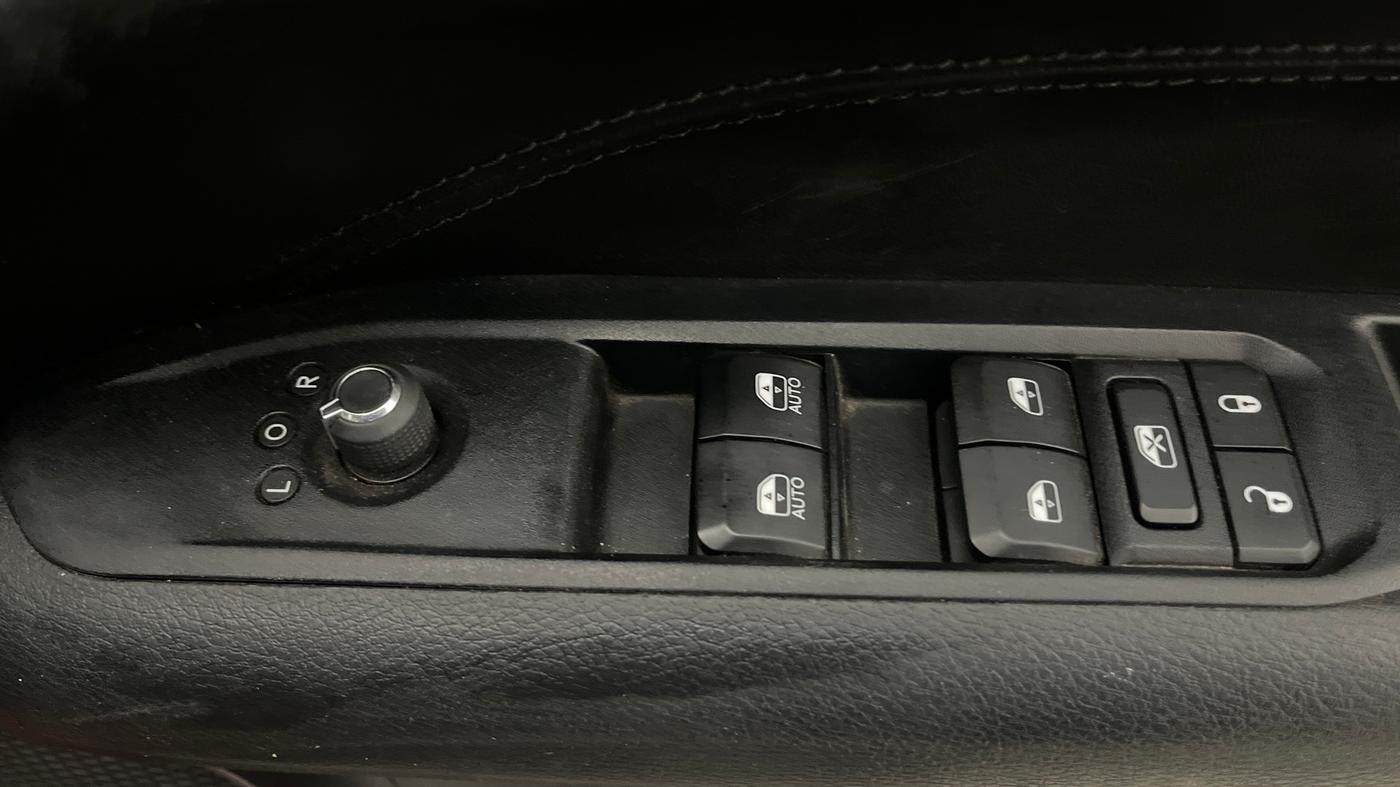 2021 Jeep Compass SPORT 2.0 DIESEL, Diesel, Manual, 90,404 km, Driver Side Door Panels Control