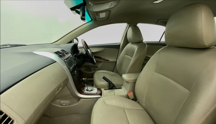2012 Toyota Corolla Altis VL AT PETROL, Petrol, Automatic, 63,140 km, Right Side Front Door Cabin