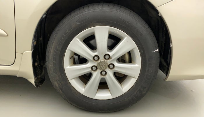 2012 Toyota Corolla Altis VL AT PETROL, Petrol, Automatic, 63,140 km, Right Front Wheel