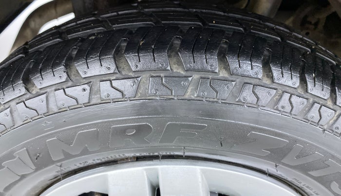 2013 Maruti Alto 800 LXI, Petrol, Manual, 18,794 km, Right Rear Tyre Tread