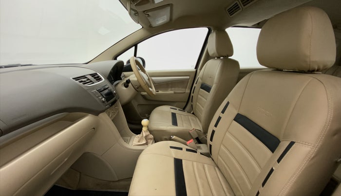 2014 Maruti Ertiga ZDI, Diesel, Manual, 95,541 km, Right Side Front Door Cabin
