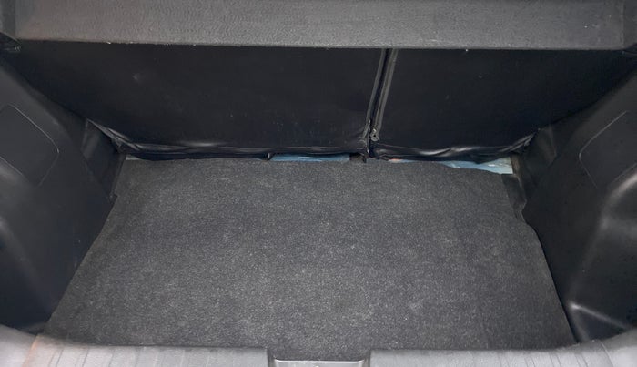 2016 Maruti Baleno ZETA 1.2 K12, Petrol, Manual, 53,631 km, Boot Inside