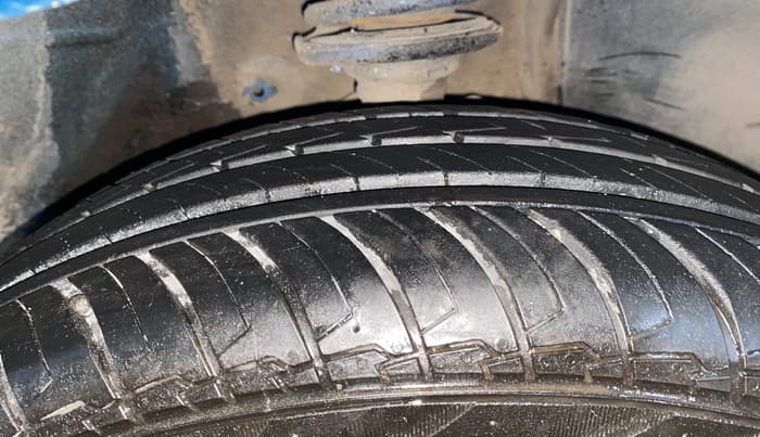 2019 Maruti IGNIS ZETA 1.2, Petrol, Manual, 78,853 km, Right Front Tyre Tread