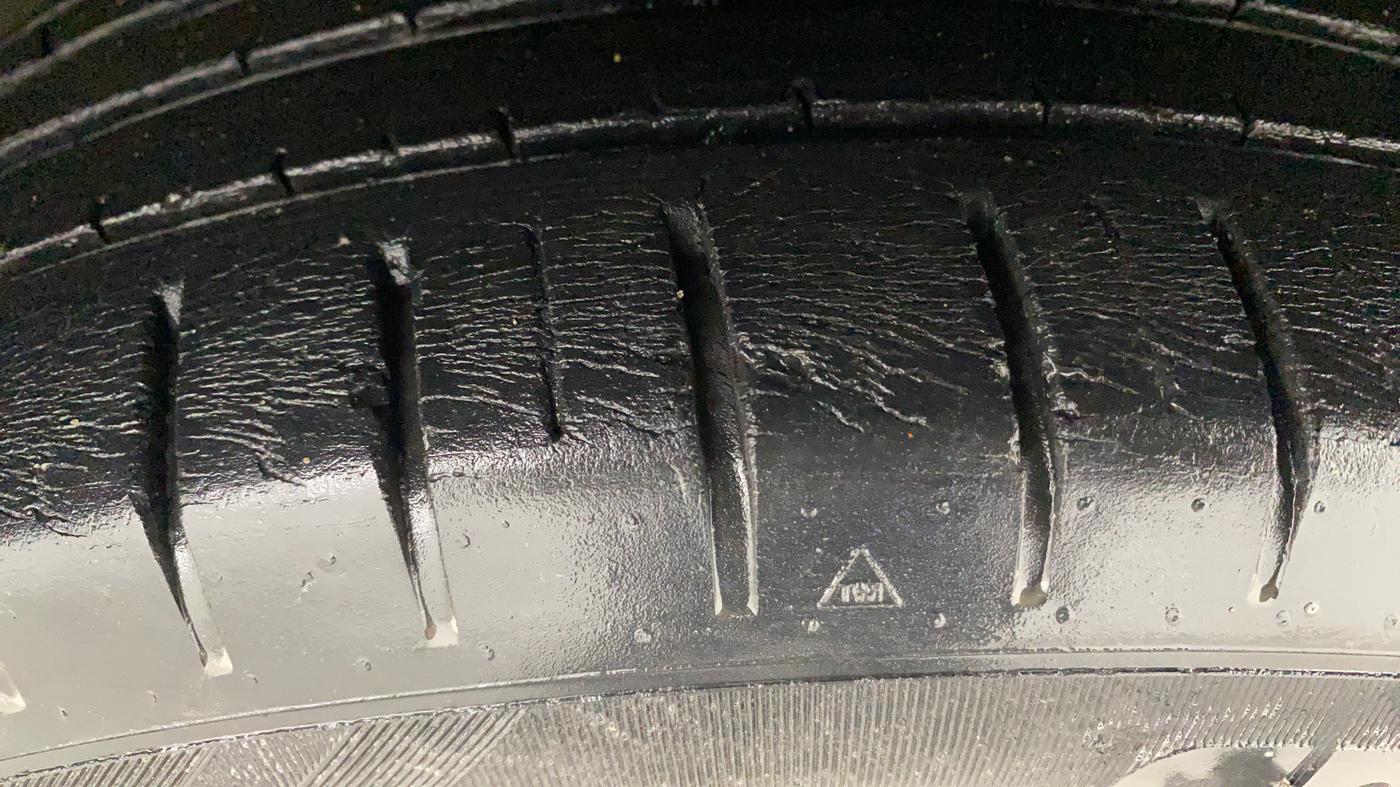 2019 Maruti Ciaz ALPHA 1.5 SHVS PETROL, Petrol, Manual, 40,966 km, Right Front Tyre Tread