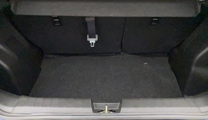 2016 Maruti Baleno DELTA PETROL 1.2, Petrol, Manual, 14,086 km, Boot Inside