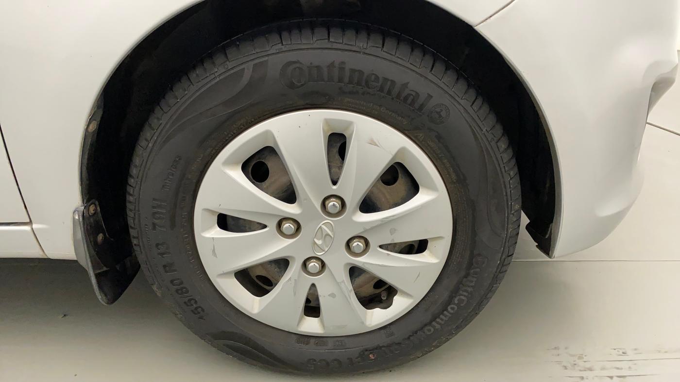 2011 Hyundai i10 SPORTZ 1.2, Petrol, Manual, 31,026 km, Right Front Wheel