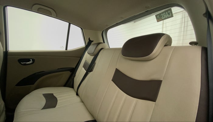 2011 Hyundai i10 SPORTZ 1.2, Petrol, Manual, 31,026 km, Right Side Rear Door Cabin