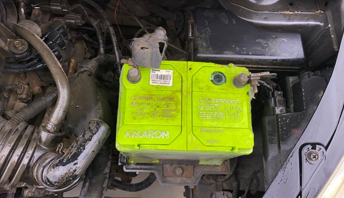 2013 Hyundai i10 SPORTZ 1.2, Petrol, Manual, 1,03,373 km, Engine View - Left