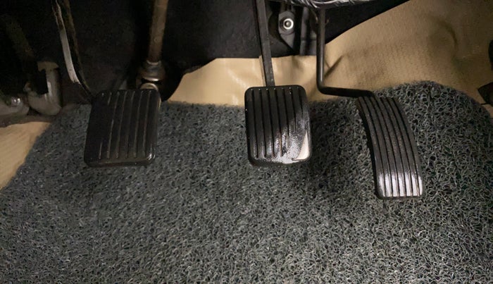 2013 Hyundai i10 SPORTZ 1.2, Petrol, Manual, 1,03,373 km, Pedals