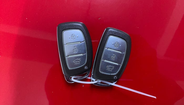 2014 Hyundai Grand i10 SPORTZ 1.2 KAPPA VTVT, Petrol, Manual, 83,924 km, Key Close Up