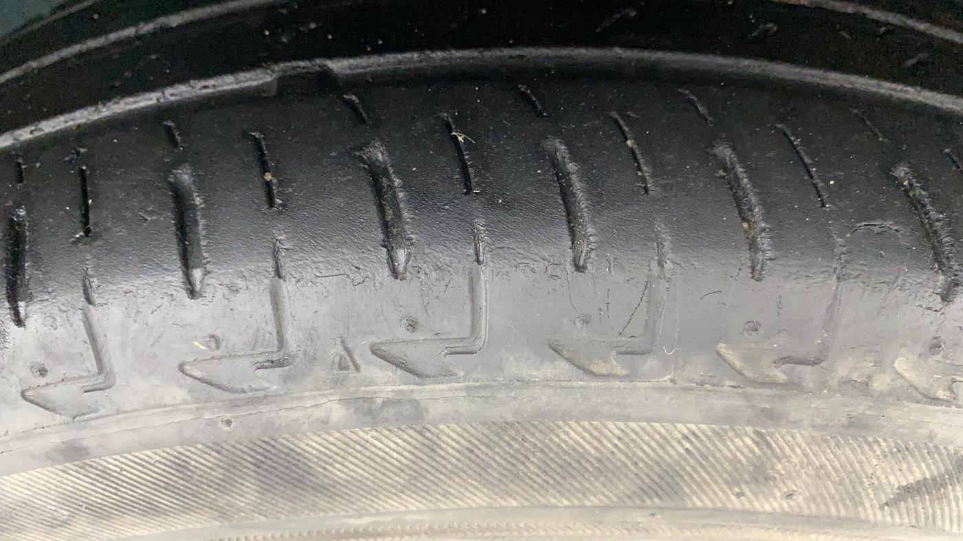 2019 Maruti IGNIS ZETA 1.2, Petrol, Manual, 38,322 km, Right Front Tyre Tread