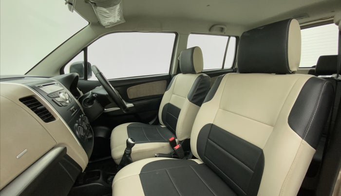2014 Maruti Wagon R 1.0 VXI, Petrol, Manual, 24,354 km, Right Side Front Door Cabin
