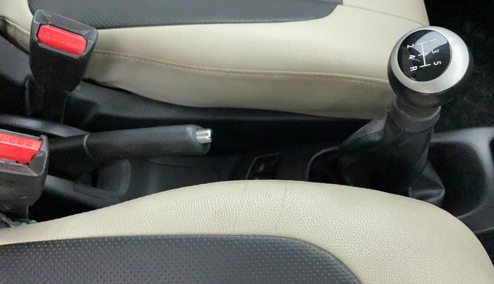 2014 Maruti Wagon R 1.0 VXI, Petrol, Manual, 24,354 km, Gear Lever