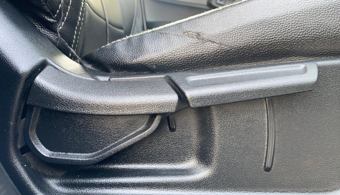 2023 Hyundai EXTER SX(O) 1.2 AMT, Petrol, Automatic, 21,275 km, Driver Side Adjustment Panel