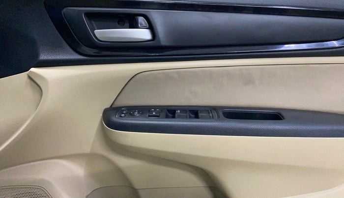 2018 Honda Amaze 1.2L I-VTEC V CVT, Petrol, Automatic, 86,187 km, Driver Side Door Panels Control