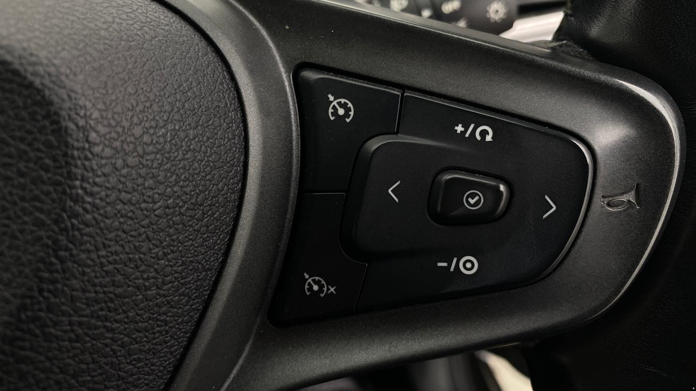 2021 Tata ALTROZ XZ PETROL, Petrol, Manual, 20,070 km, Adaptive Cruise Control