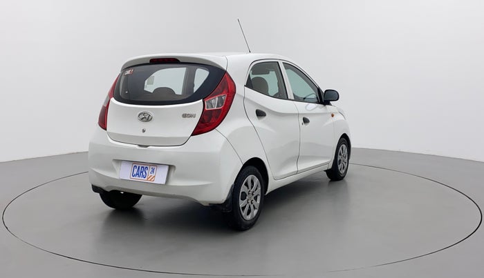 2017 Hyundai Eon MAGNA +, Petrol, Manual, 24,035 km, Right Back Diagonal
