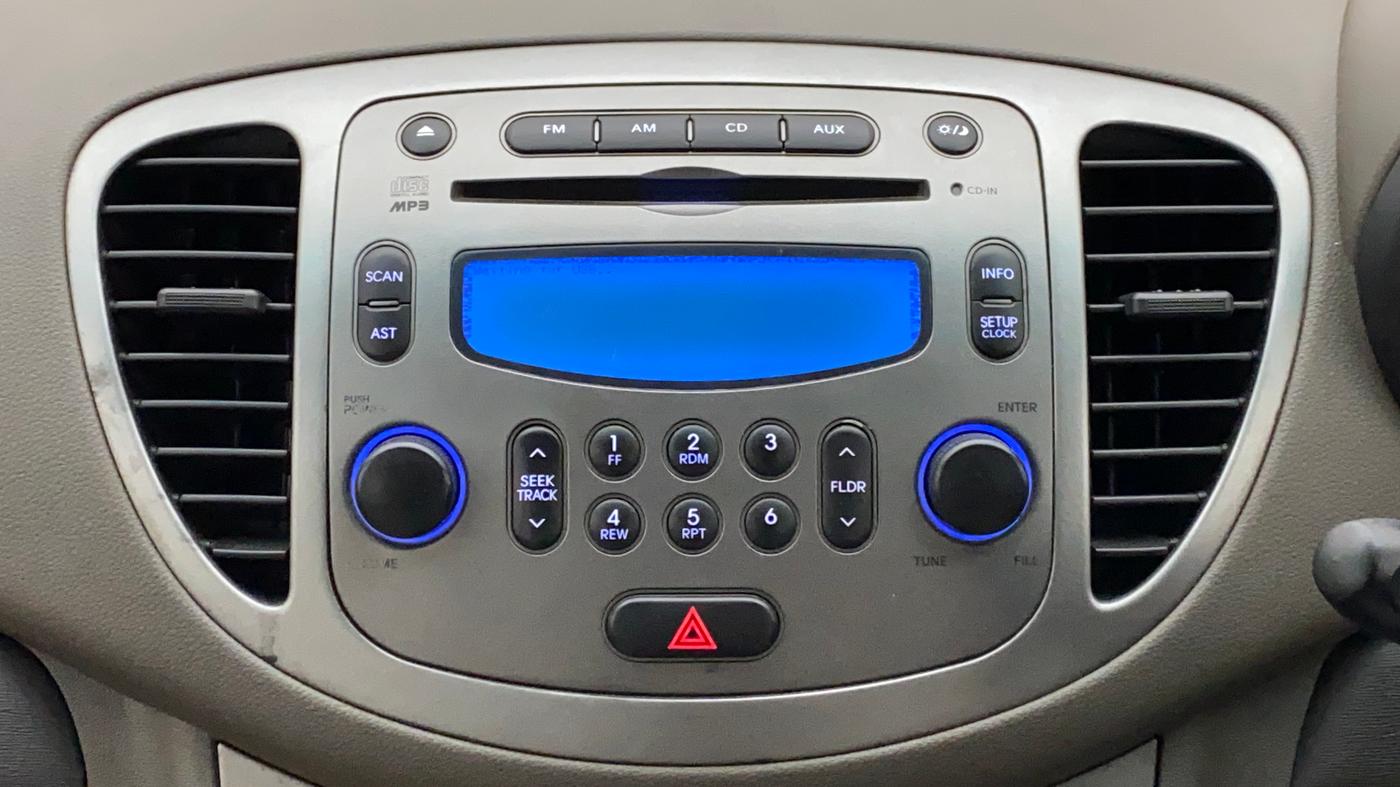2011 Hyundai i10 SPORTZ 1.2, Petrol, Manual, 58,620 km, Infotainment System