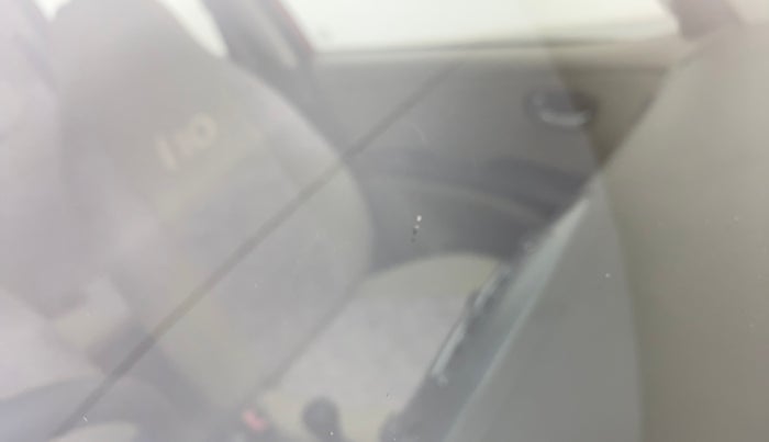 2011 Hyundai i10 SPORTZ 1.2, Petrol, Manual, 58,620 km, Front windshield - Minor spot on windshield