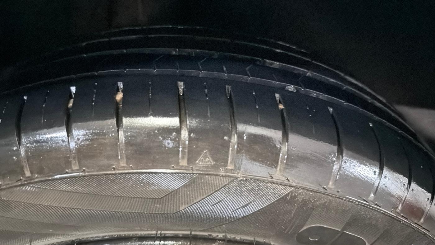 2016 Maruti Baleno DELTA PETROL 1.2, Petrol, Manual, 64,538 km, Right Rear Tyre Tread
