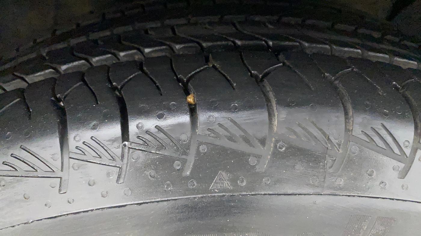 2018 Hyundai Creta SX PLUS AT 1.6 PETROL, Petrol, Automatic, 62,737 km, Right Front Tyre Tread