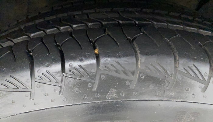 2018 Hyundai Creta SX PLUS AT 1.6 PETROL, Petrol, Automatic, 62,737 km, Right Front Tyre Tread