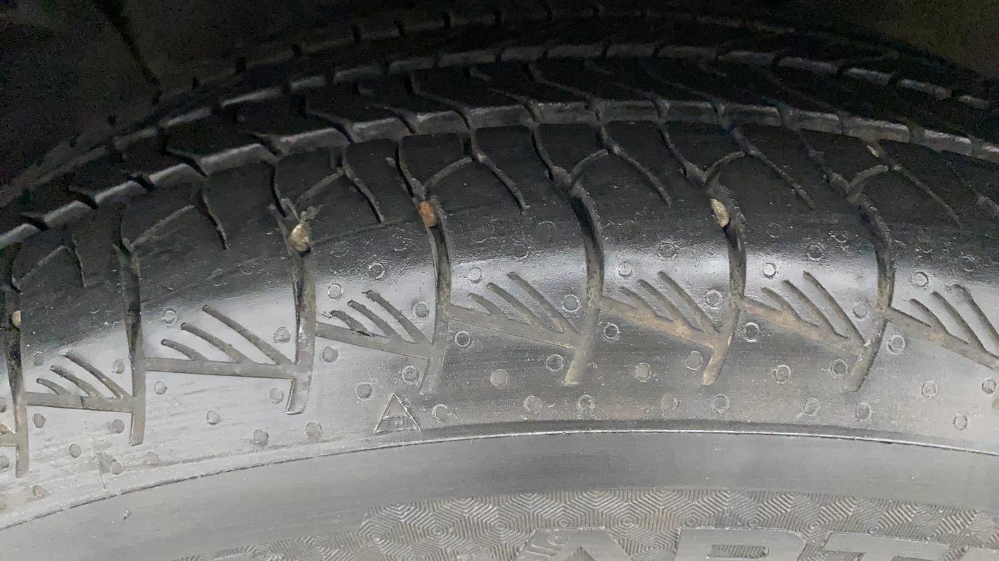 2018 Hyundai Creta SX PLUS AT 1.6 PETROL, Petrol, Automatic, 62,737 km, Left Front Tyre Tread