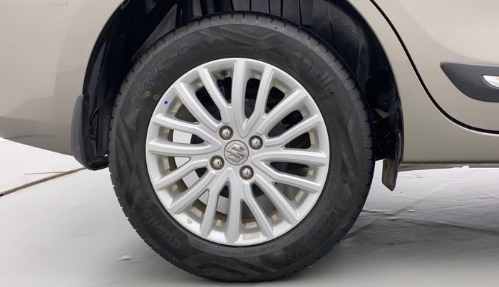 2022 Maruti Dzire ZXI CNG, CNG, Manual, 19,150 km, Right Rear Wheel