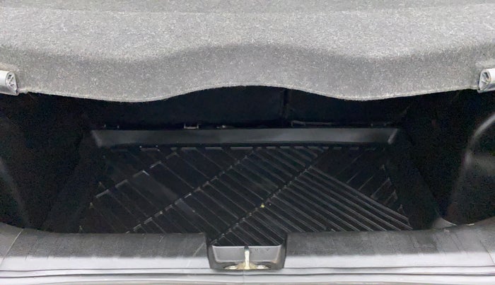 2019 Maruti Baleno ZETA PETROL 1.2, Petrol, Manual, 37,353 km, Boot Inside