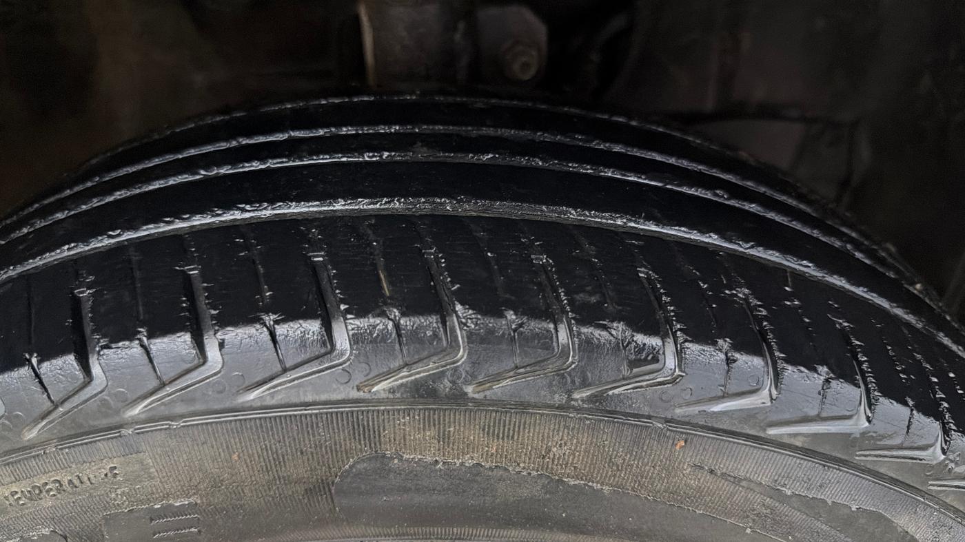 2021 Maruti New Wagon-R LXI CNG (O) 1.0, CNG, Manual, 56,527 km, Right Front Tyre Tread